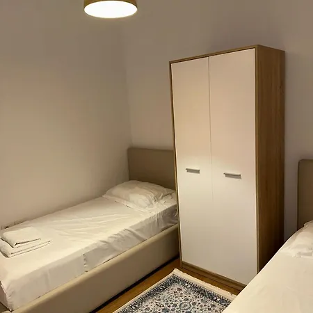 Maax Appartment- Qerret- Albania Apartmán